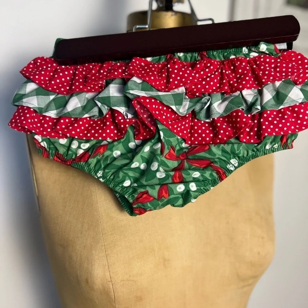 Tabitha Twinkle two piece girls 12 months Holiday/Christmas top and bottom set